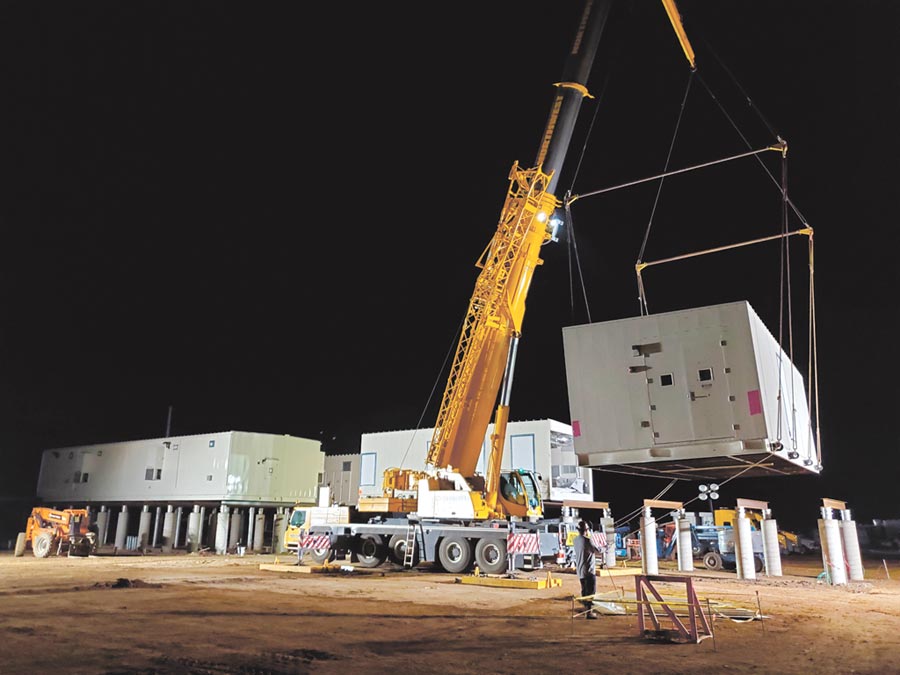 東元系統(tǒng)化設(shè)備e-house（預(yù)裝式電器間），在美國漂亮出擊。圖／東元提供